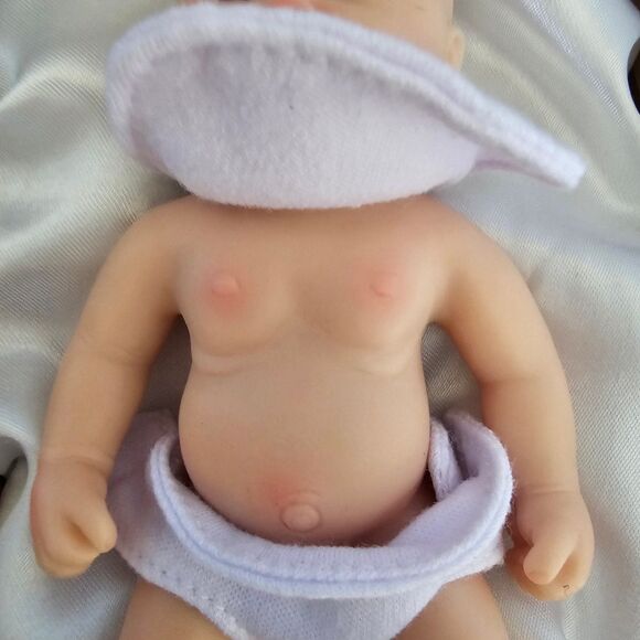 ♡ 6 inch Full Silicone Reborn Baby Doll With White Bib and Pants ♡ - Picture 5 of 10